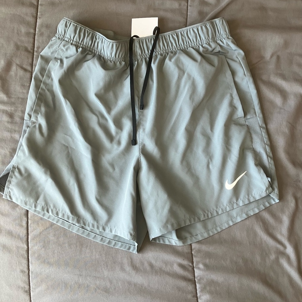Nike Men's Gray Challenger Shorts
